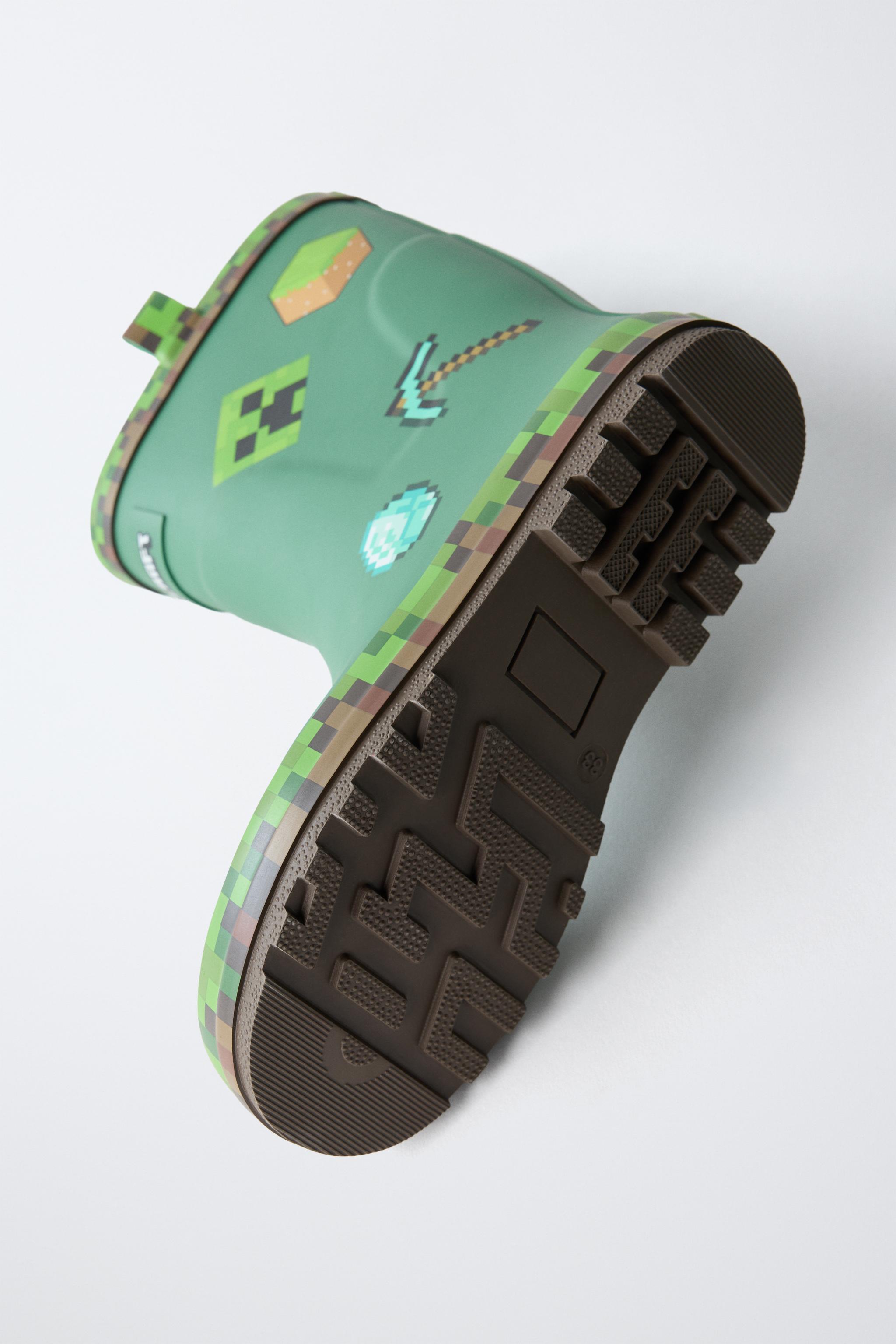 BOTTES DE PLUIE MINECRAFT © MOJANG AB. ™
